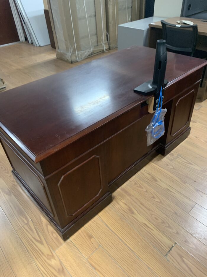 Used Cherry laminate wooden desk 30' x 59.5" - Image 2